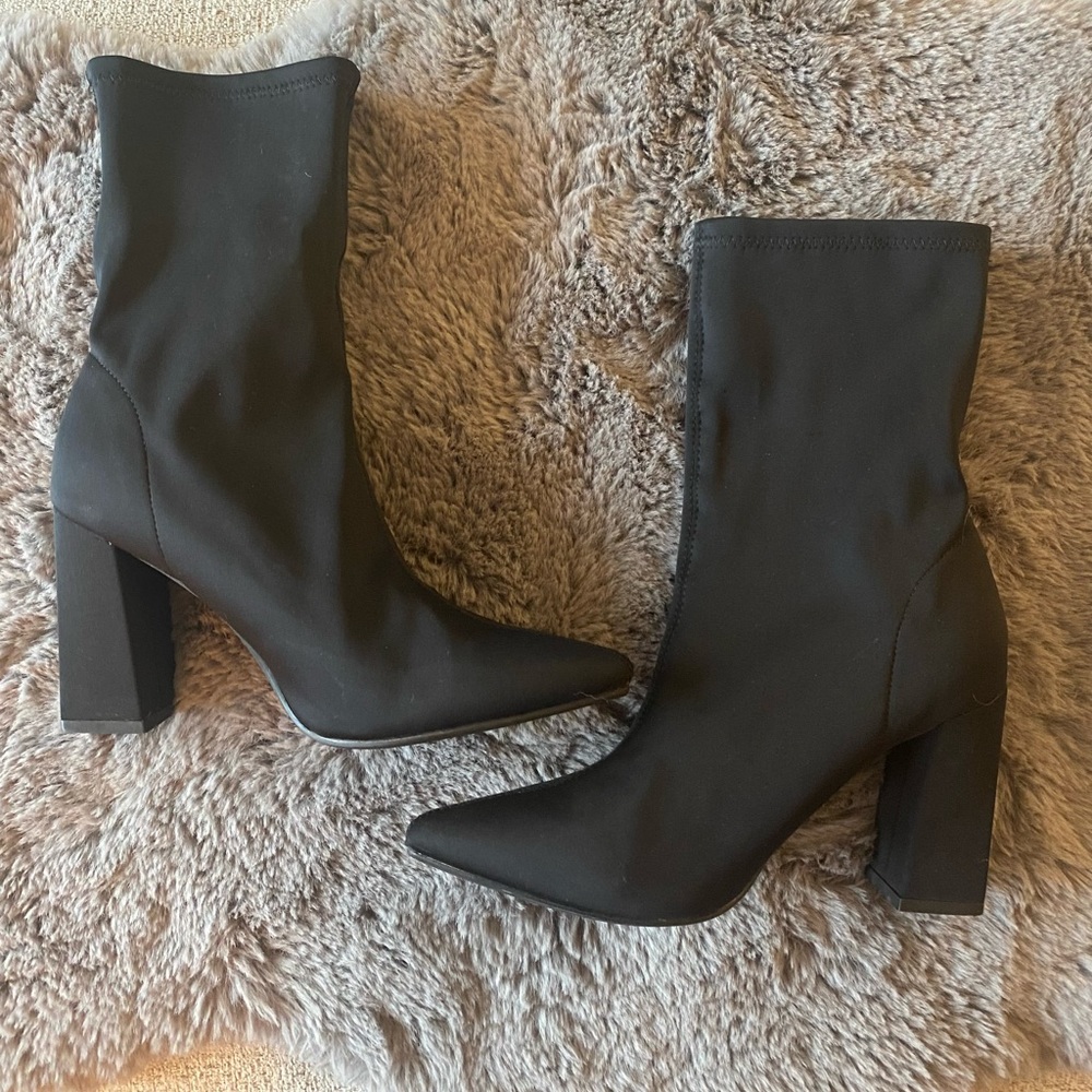 Square Heel Sock Boots 🖤